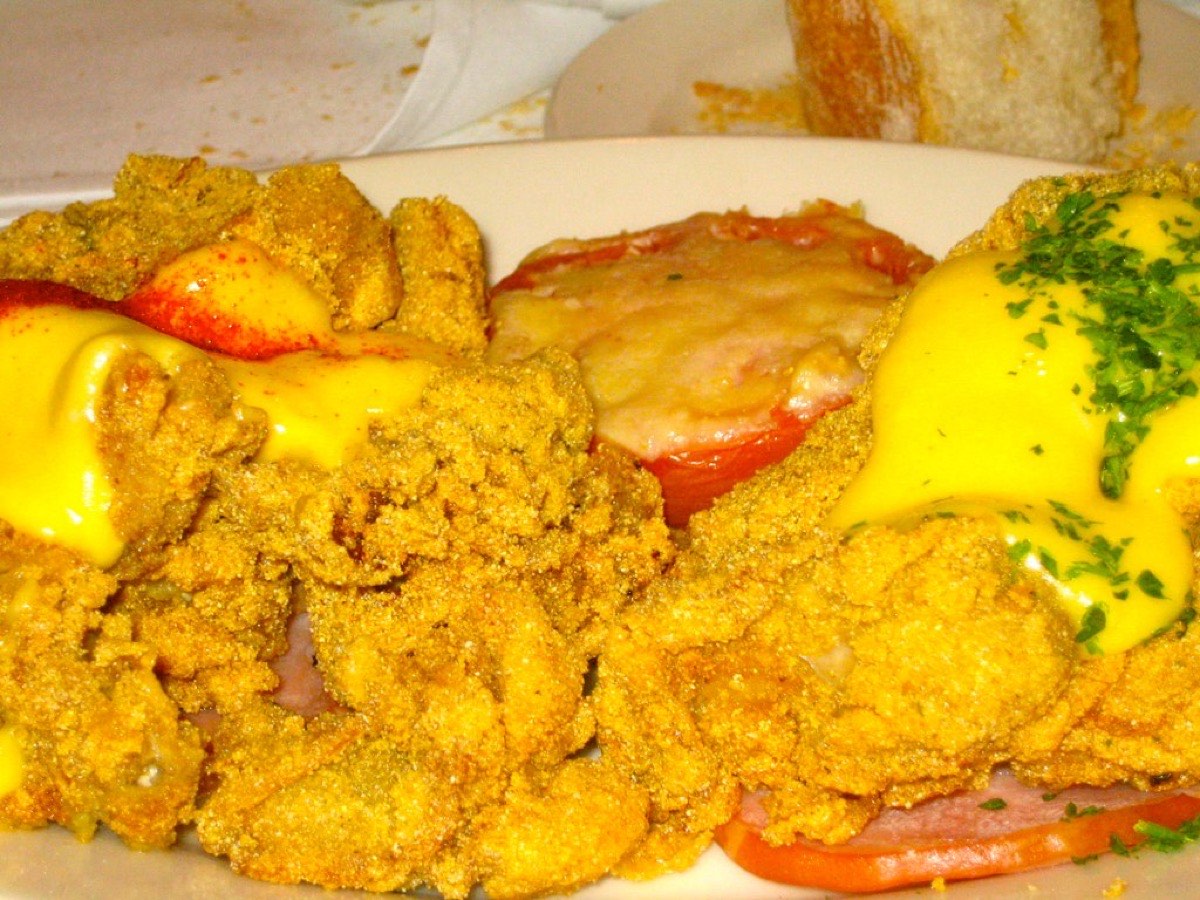 Eggs benedict brunch plate